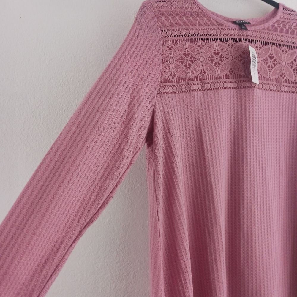 Torrid Waffle Crochet Yoke foxglove Top size 0X - Picture 3 of 6